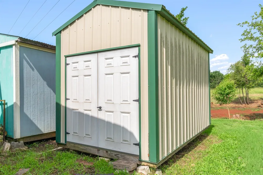 11286 FM 17 Grand Saline, TX 75140