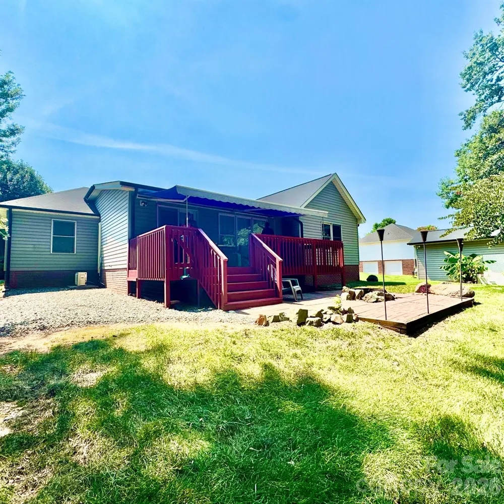 609 Redah Avenue Locust, NC 28097
