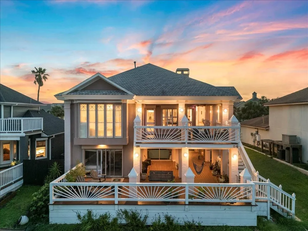 123 Port Street San Leon, TX 77539