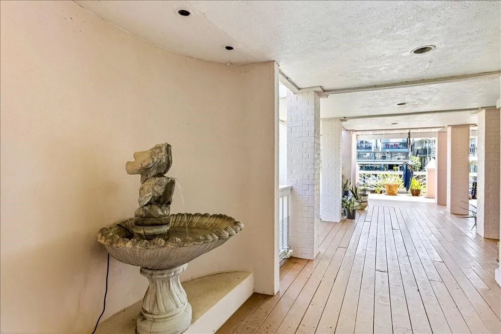 123 Port Street San Leon, TX 77539