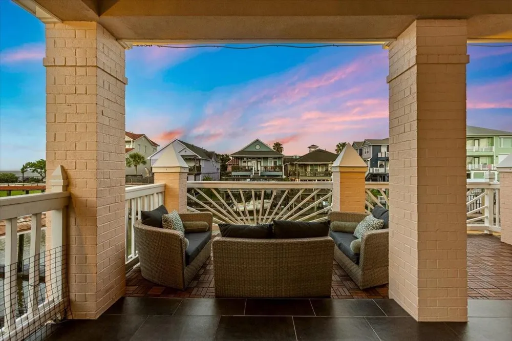 123 Port Street San Leon, TX 77539
