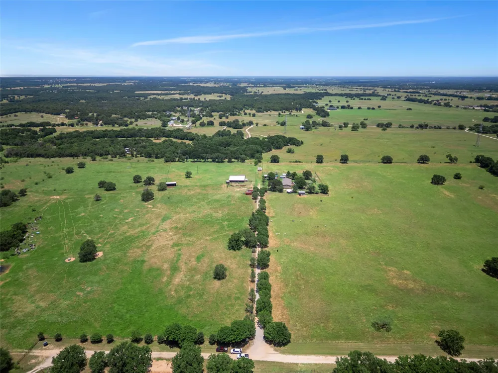198 Private Road 1648 Road Chico, TX 76431