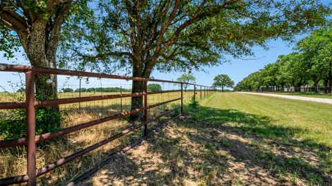 198 Private Road 1648 Road