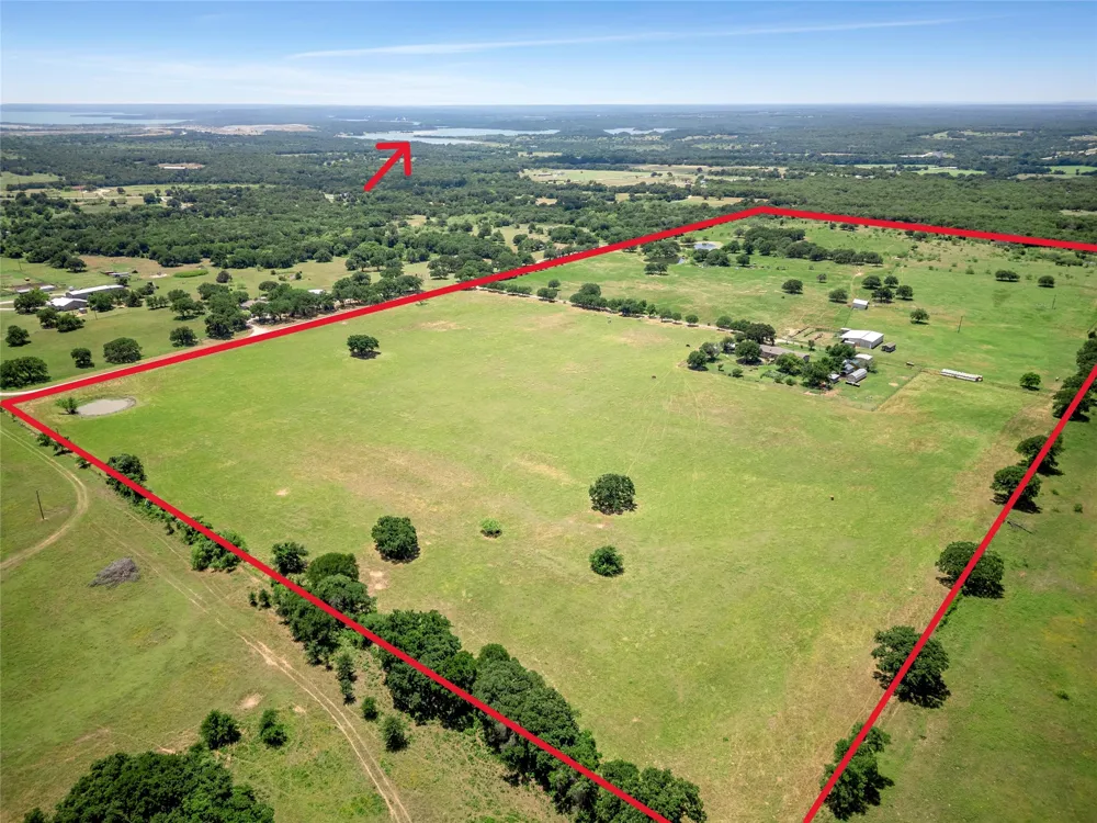 198 Private Road 1648 Road Chico, TX 76431
