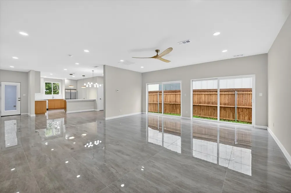119 Rolston Road Irving, TX 75060