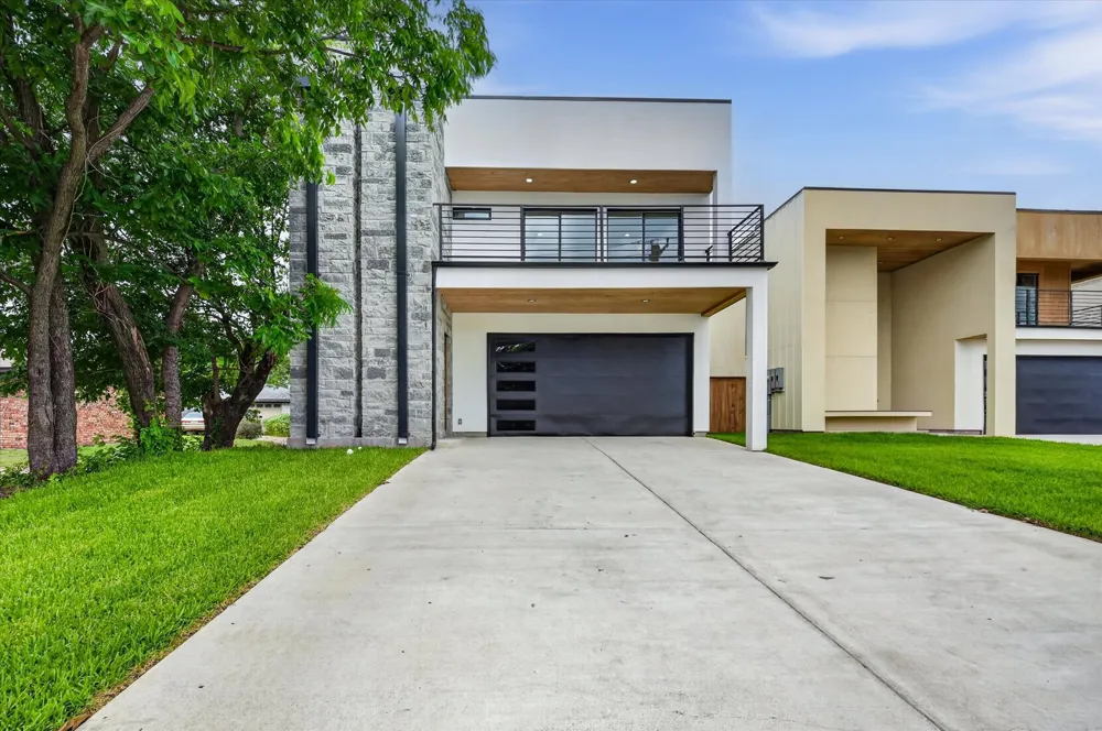 119 Rolston Road Irving, TX 75060