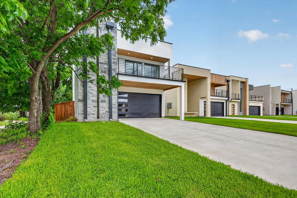 119 Rolston Road Irving, TX 75060