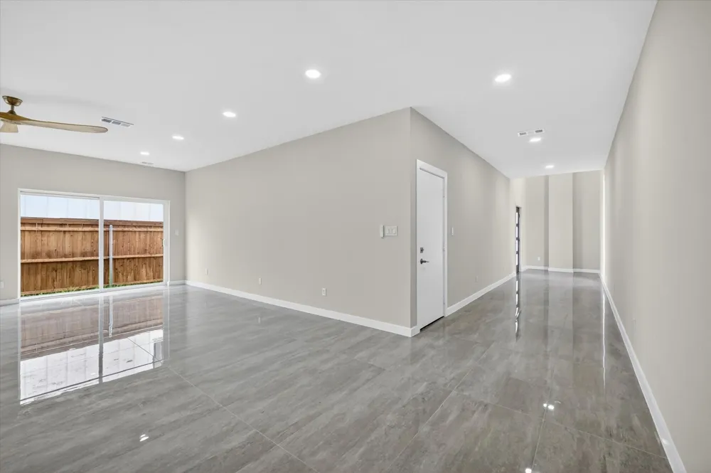 119 Rolston Road Irving, TX 75060