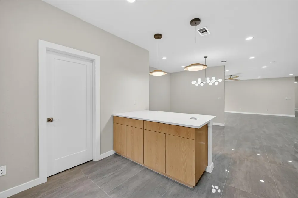 119 Rolston Road Irving, TX 75060