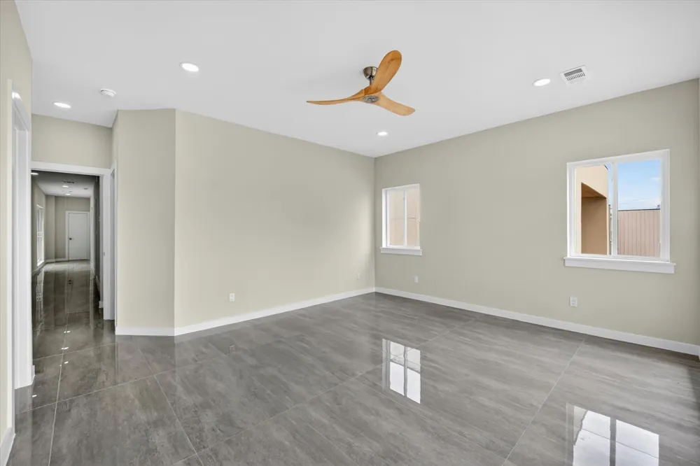 119 Rolston Road Irving, TX 75060