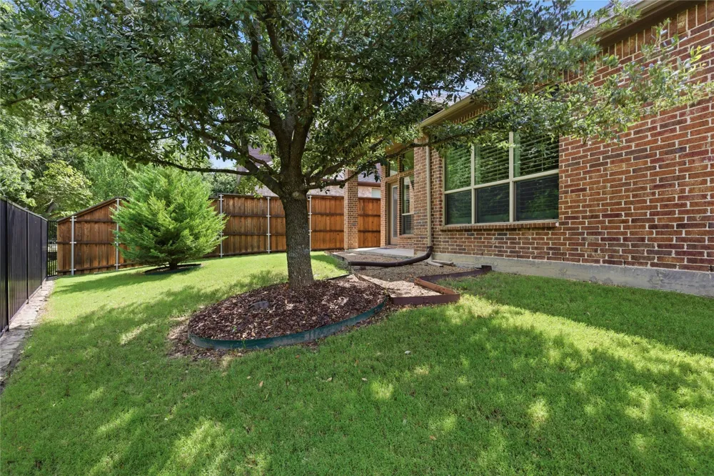 413 Chloe Drive Allen, TX 75013