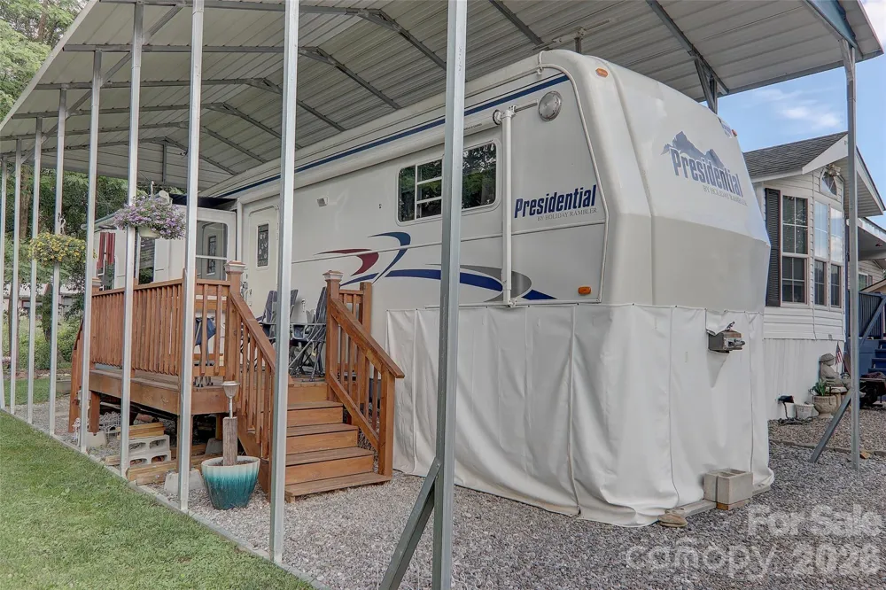 109 Pike Point #203 Waynesville, NC 28785