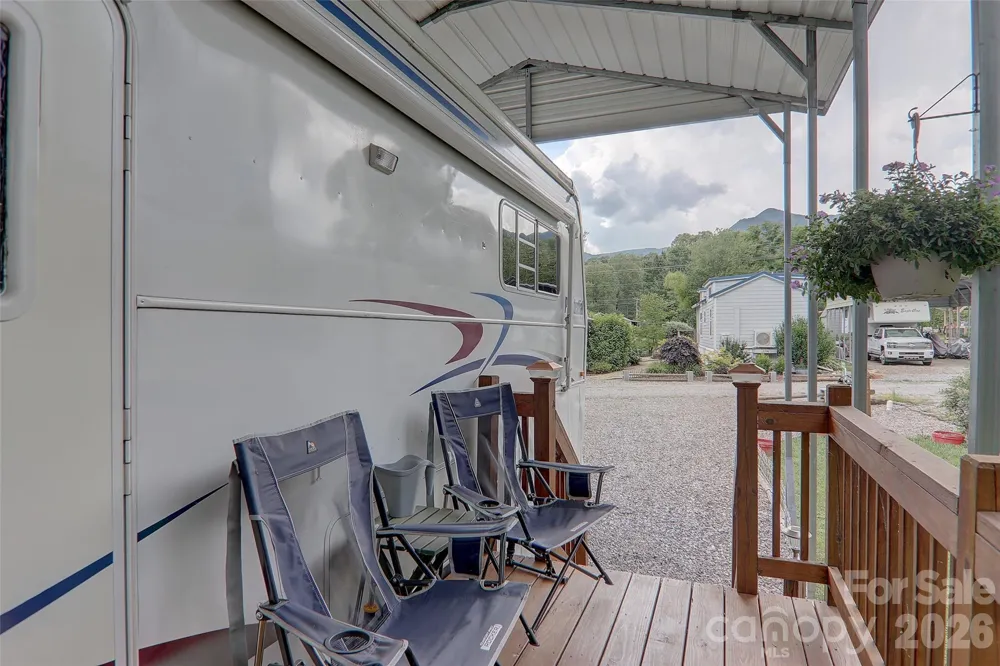 109 Pike Point #203 Waynesville, NC 28785