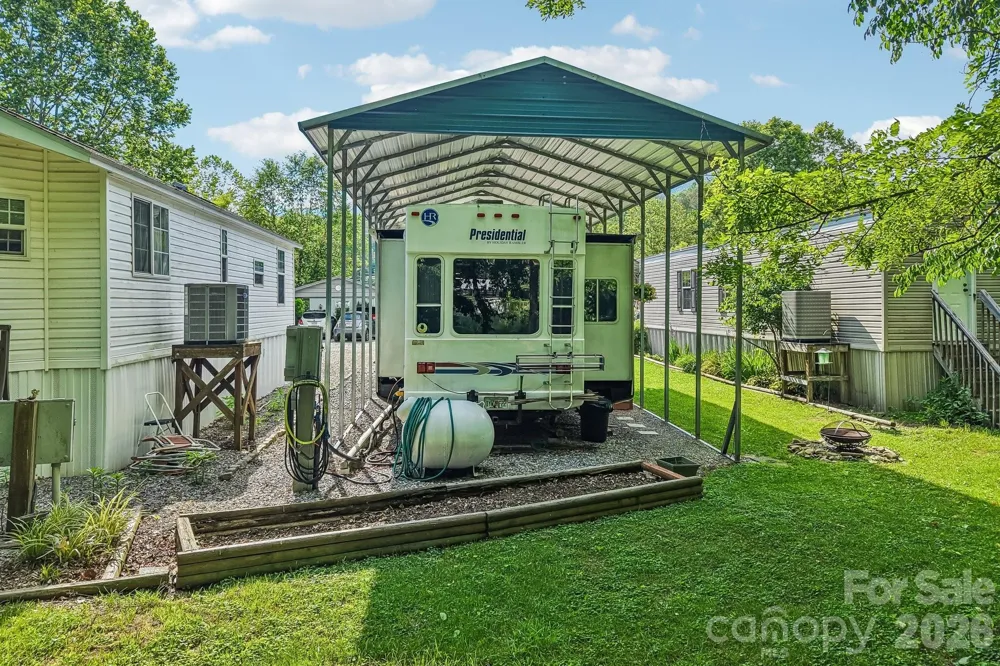 109 Pike Point #203 Waynesville, NC 28785