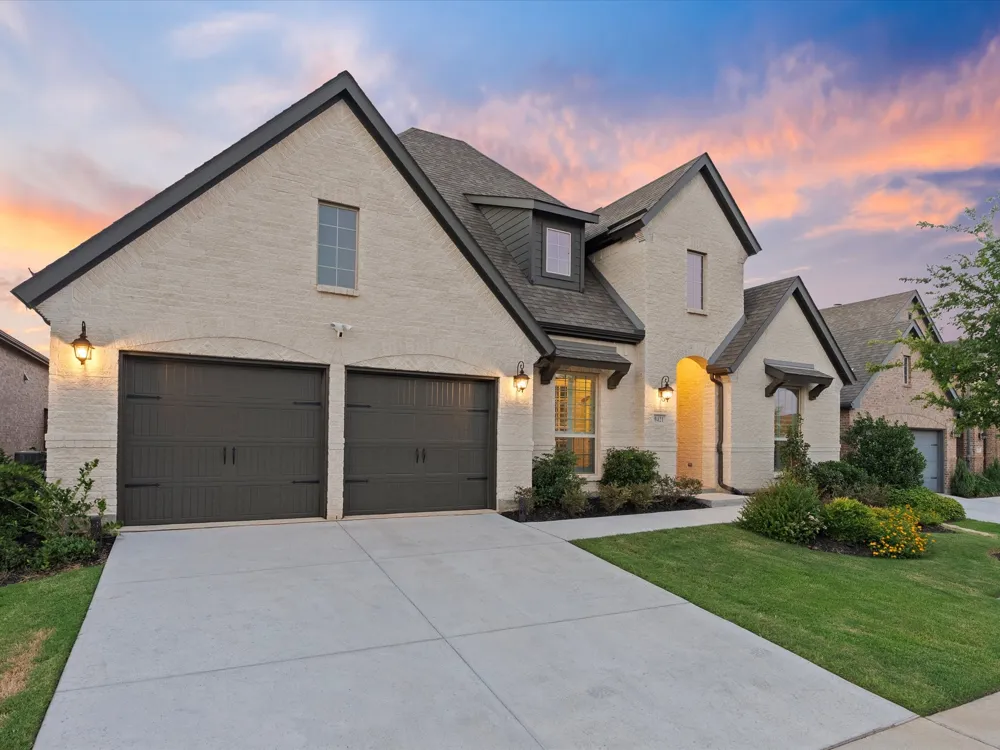 9421 Excursion Drive Oak Point, TX 75068