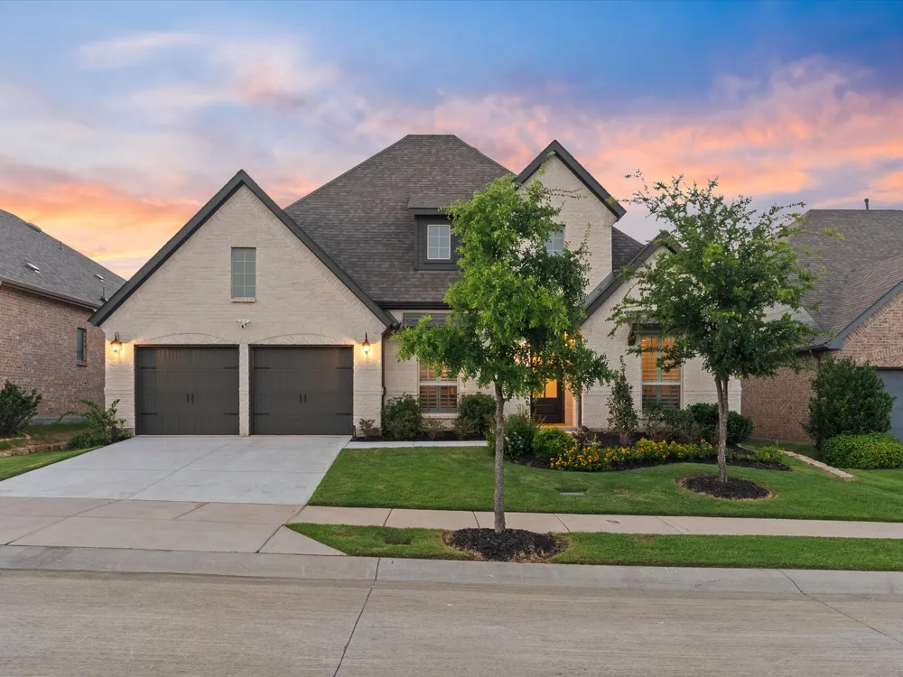 9421 Excursion Drive Oak Point, TX 75068