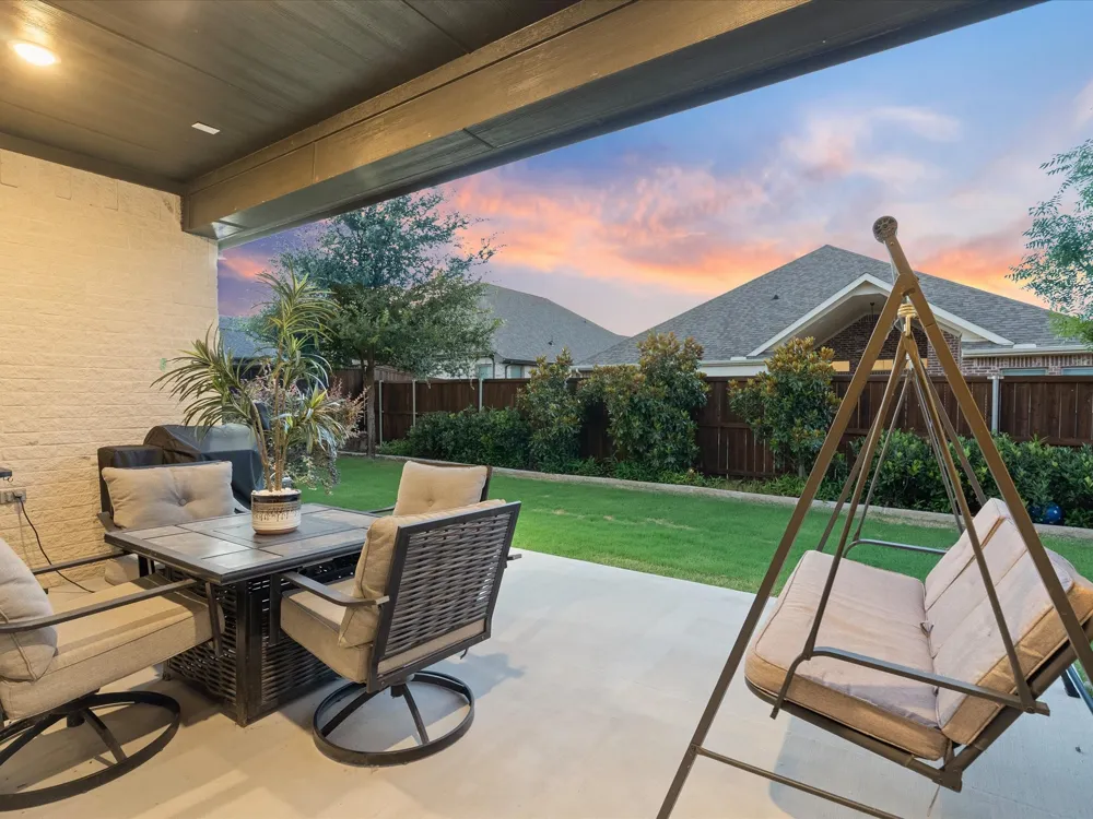 9421 Excursion Drive Oak Point, TX 75068