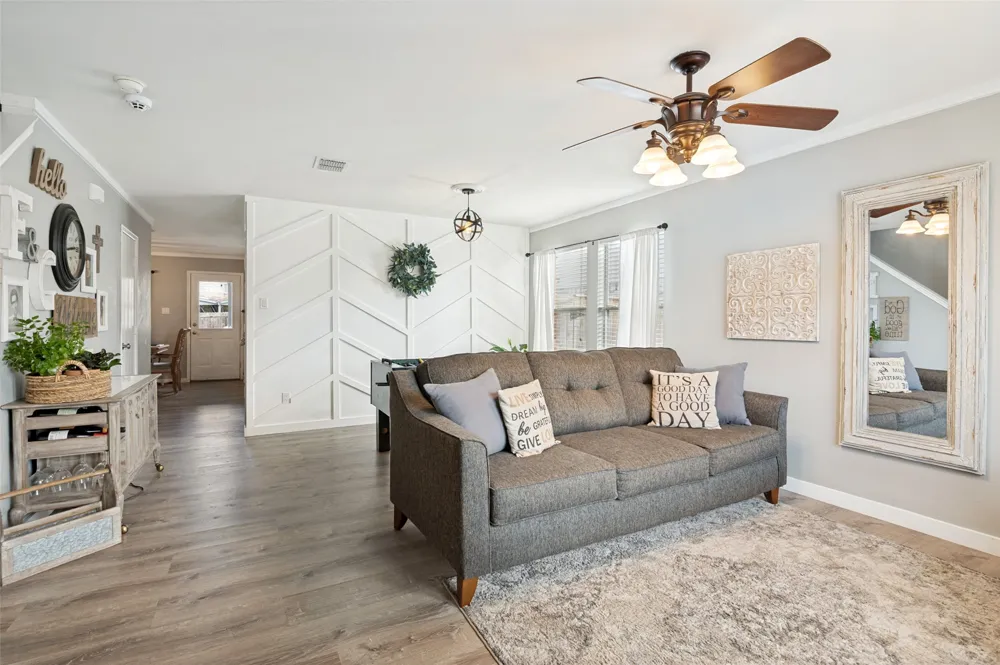 6015 Pietro Drive Grand Prairie, TX 75052