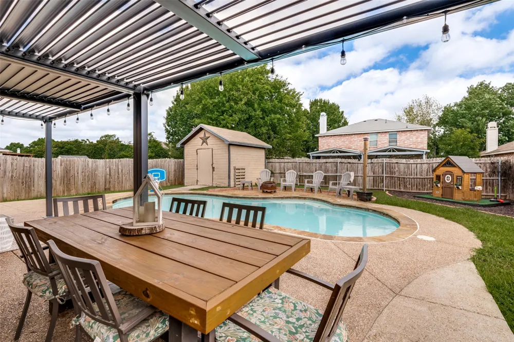 6015 Pietro Drive Grand Prairie, TX 75052