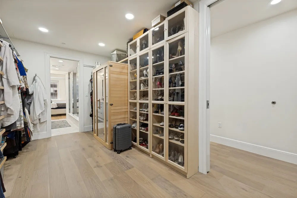 1505 Elm Street #1403 Dallas, TX 75201