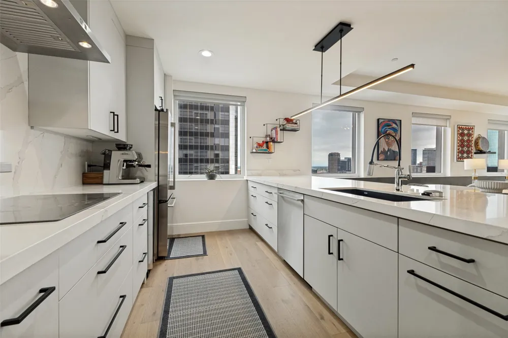 1505 Elm Street #1403 Dallas, TX 75201