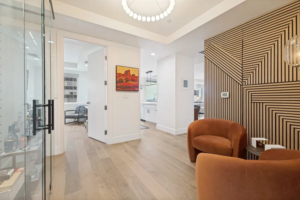 1505 Elm Street #1403 Dallas, TX 75201