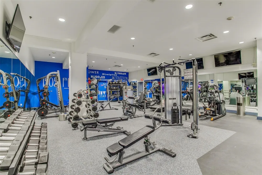 1505 Elm Street #1403 Dallas, TX 75201