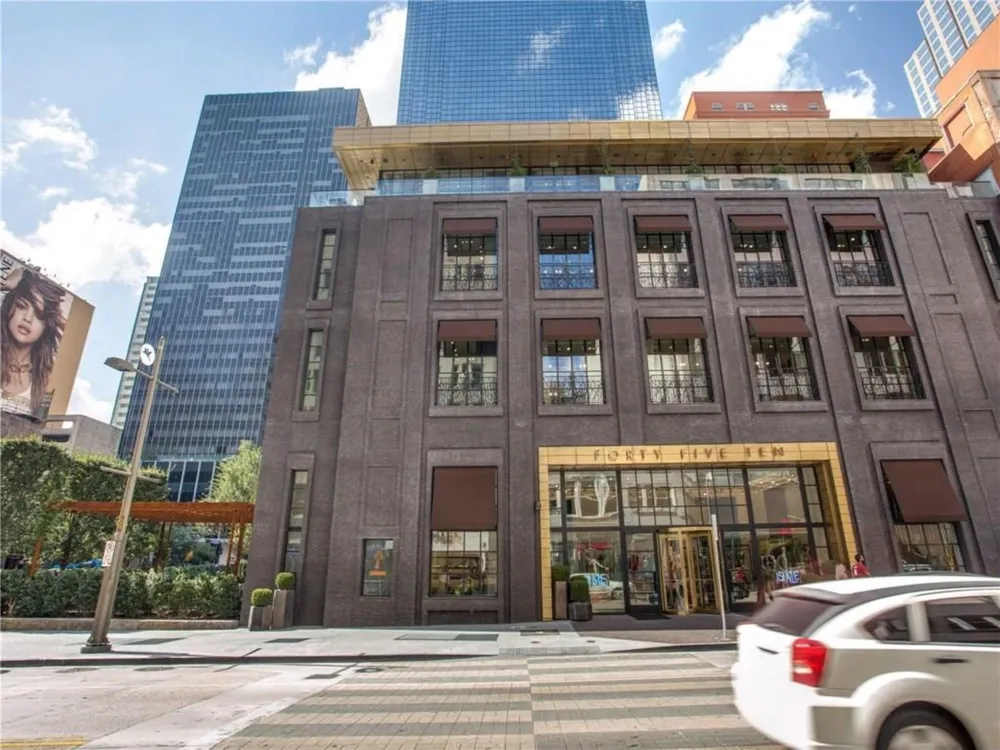 1505 Elm Street #1403 Dallas, TX 75201