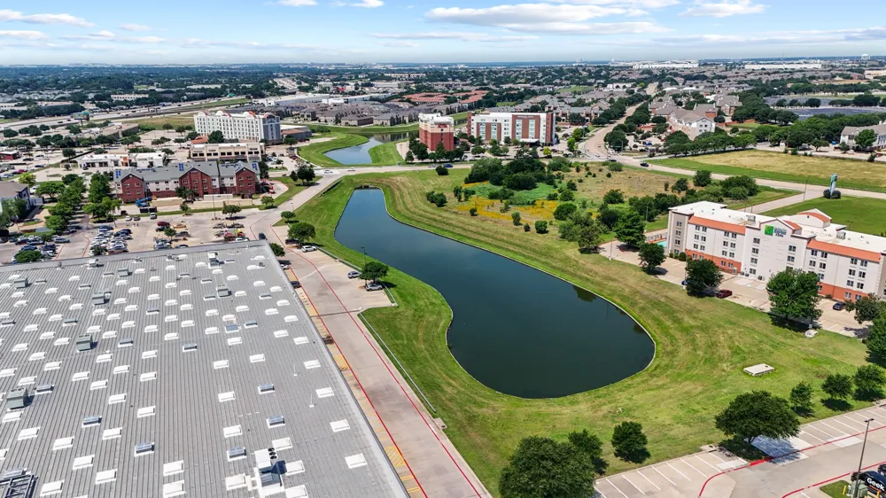 2736 Levee Lane Lewisville, TX 75067