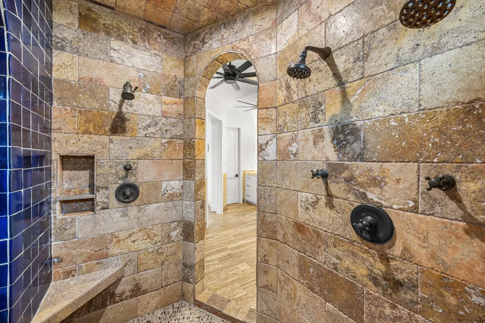 721 Harborside Way League City, TX 77565