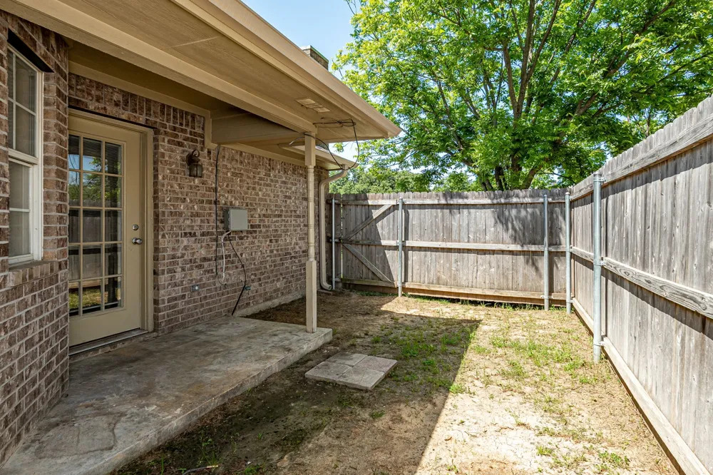 1803 Park Place Sherman, TX 75092