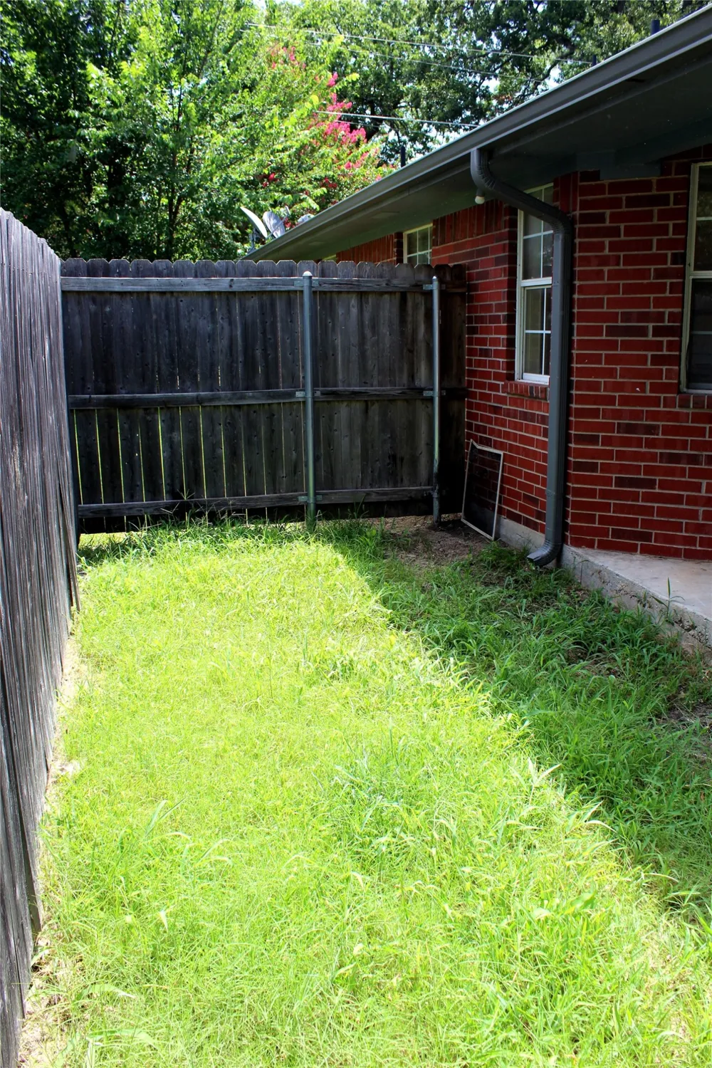 1803 Park Place Sherman, TX 75092