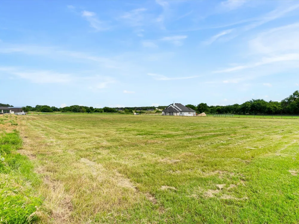 2004 Glenhollow Drive Weatherford, TX 76088