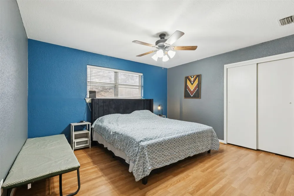 102 Woodland Drive Highland Village, TX 75077