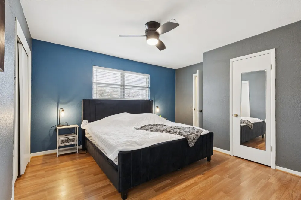 102 Woodland Drive Highland Village, TX 75077