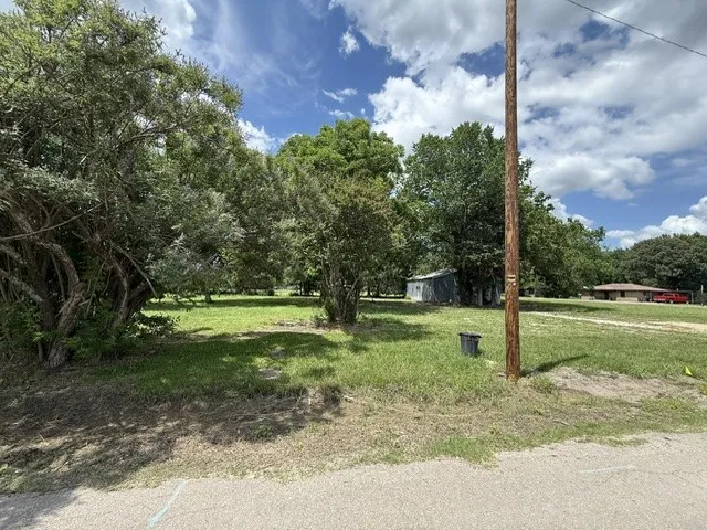 741 E Kaufman Avenue Cooper, TX 75432