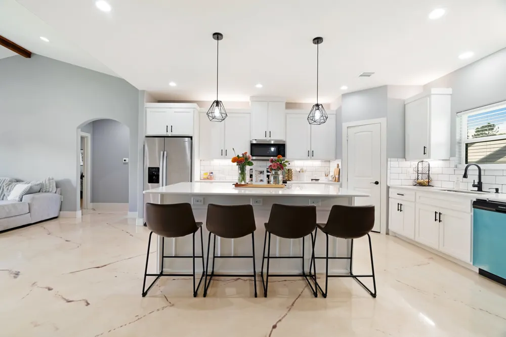 725 Daniel Street Blossom, TX 75416