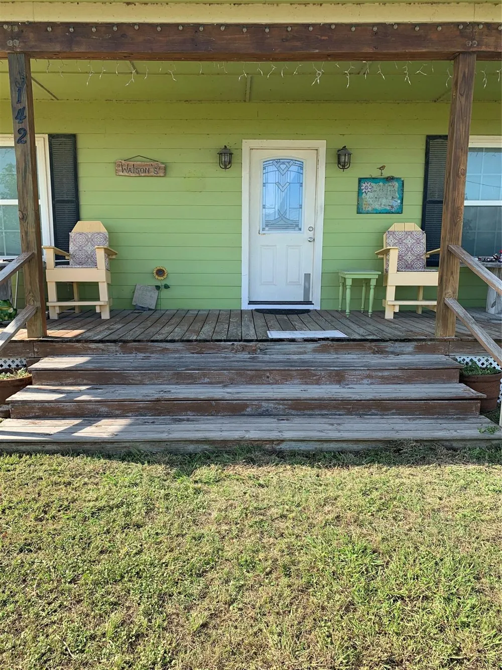 142 Tarpon Drive Palacios, TX 77465