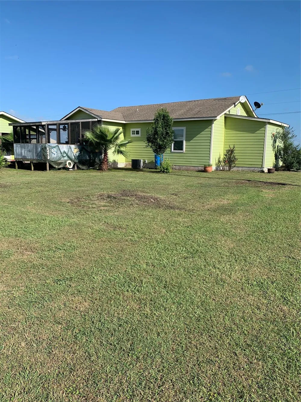 142 Tarpon Drive Palacios, TX 77465