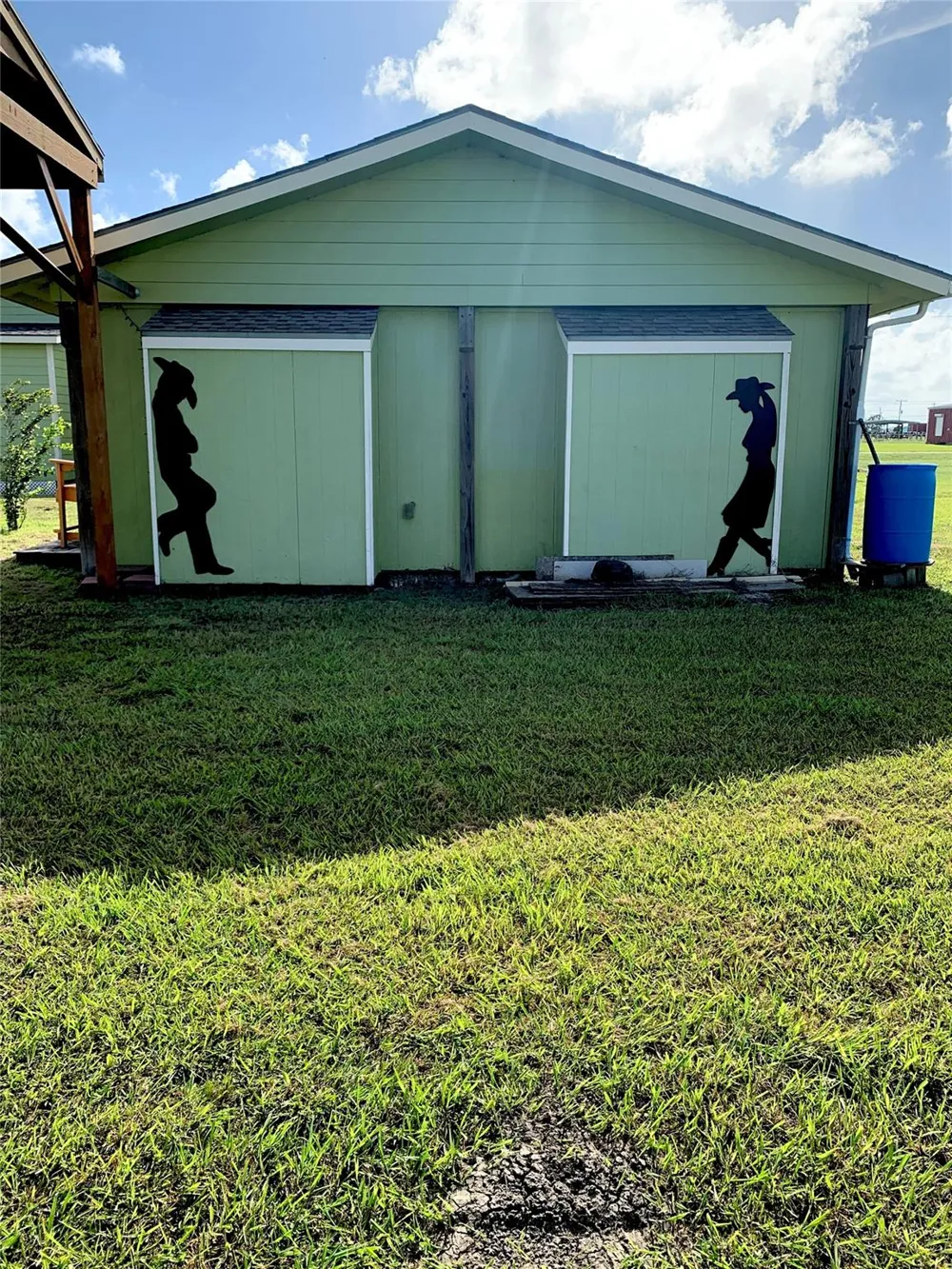 142 Tarpon Drive Palacios, TX 77465