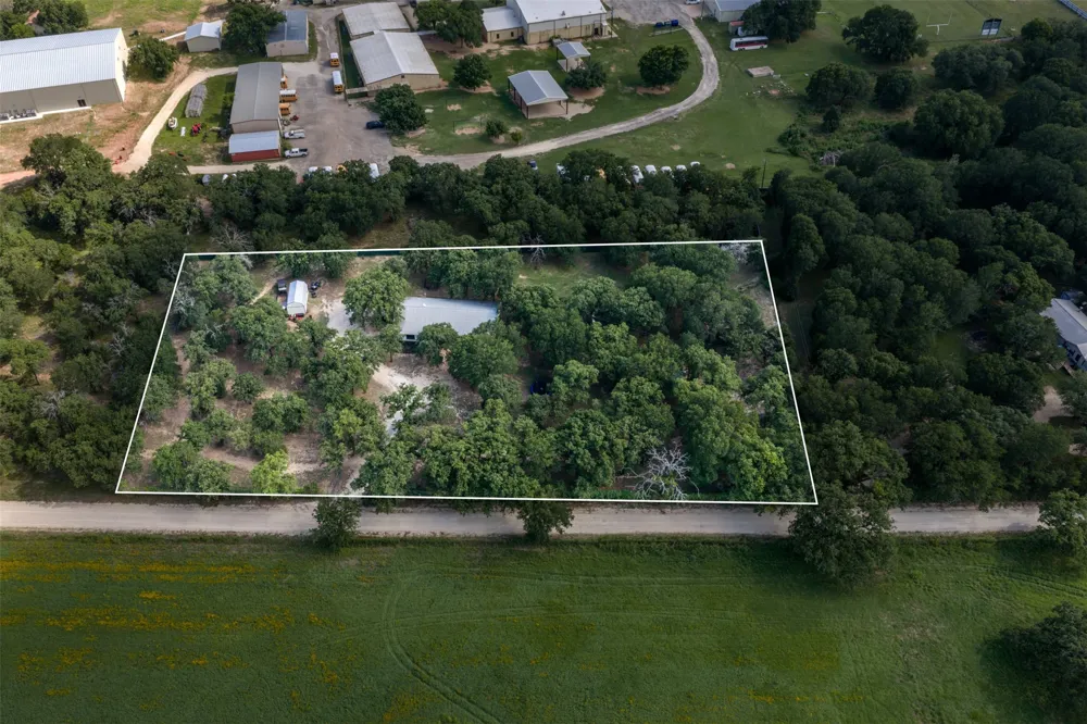 443 County Road 316 Jonesboro, TX 76538