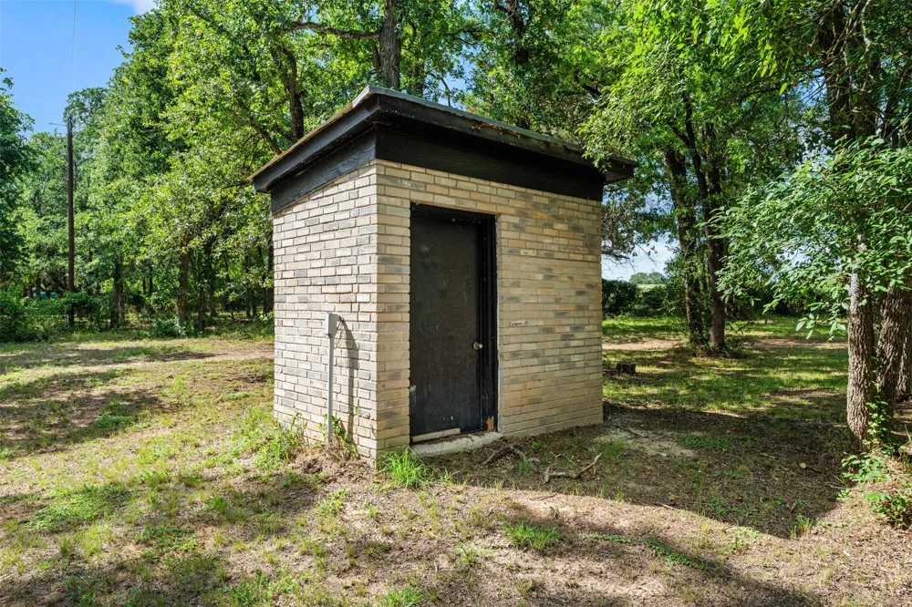 443 County Road 316 Jonesboro, TX 76538