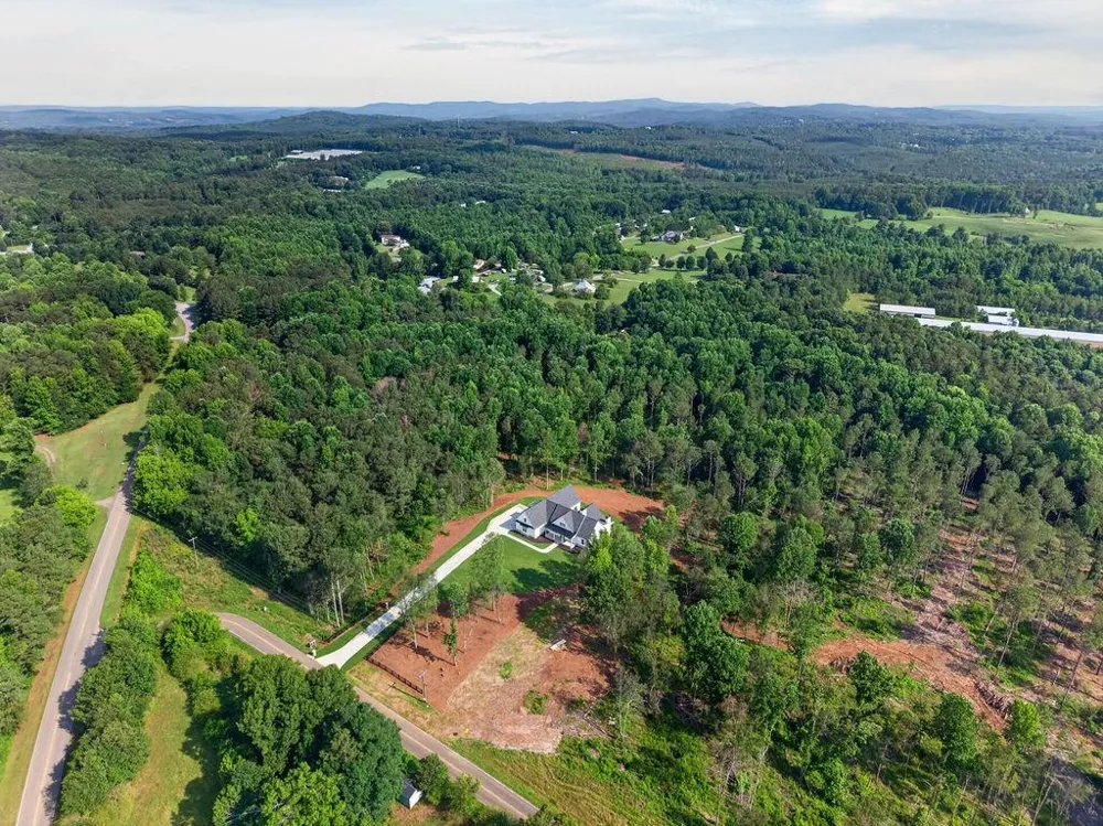 924 Browning Road Fairmount, GA 30139