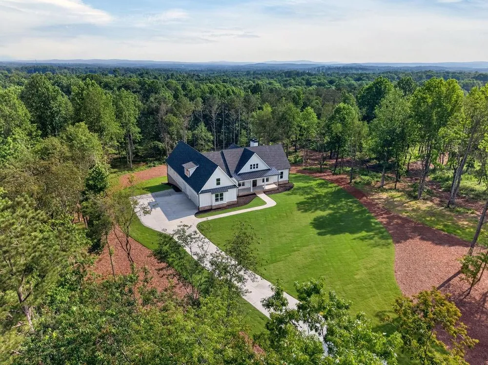 924 Browning Road Fairmount, GA 30139