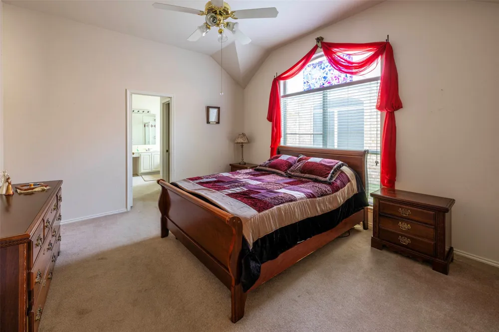 5833 Legend Lane The Colony, TX 75056