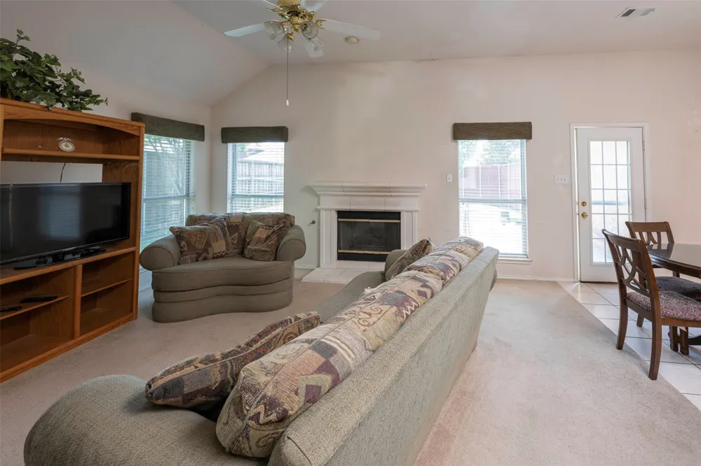 5833 Legend Lane The Colony, TX 75056