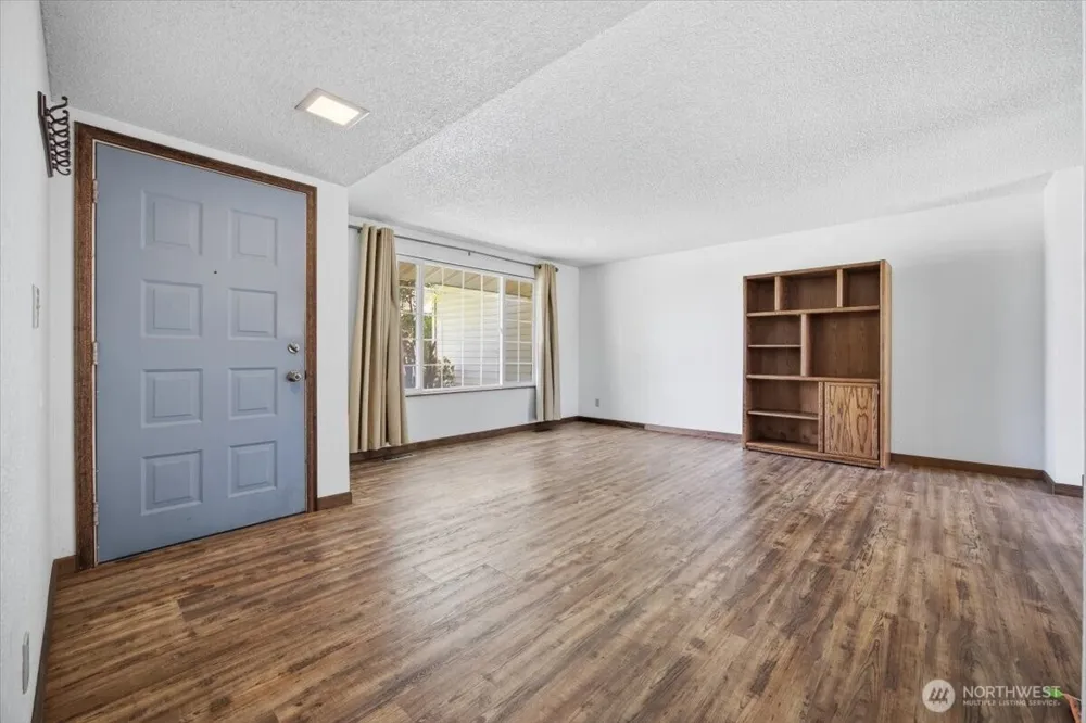 1516 S Olympia Place Kennewick, WA 99337