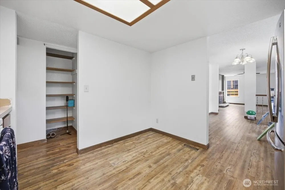 1516 S Olympia Place Kennewick, WA 99337