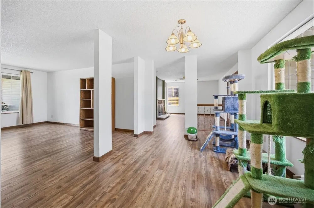 1516 S Olympia Place Kennewick, WA 99337