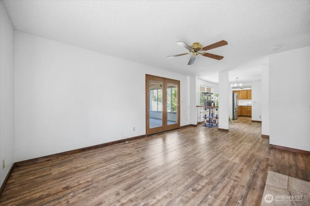 1516 S Olympia Place Kennewick, WA 99337